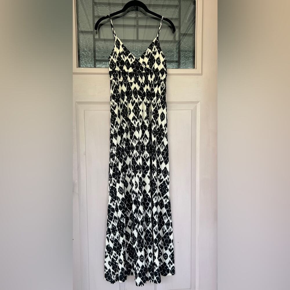 LOFT Black and White Smocked A-Line Maxi Dress | Size XS